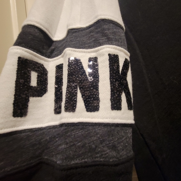 Victoria's Pink big shirt. Size S - Picture 4 of 6